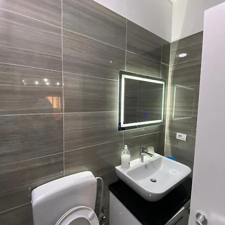 Beach View Apartment,pishat E Buta 2 *